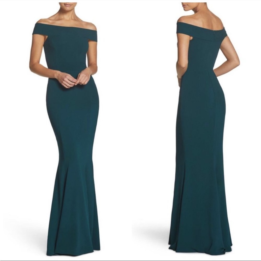 Dress the Population Jackie off the shoulder gown